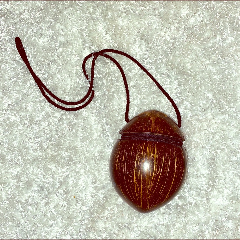 Coconut shaped purse